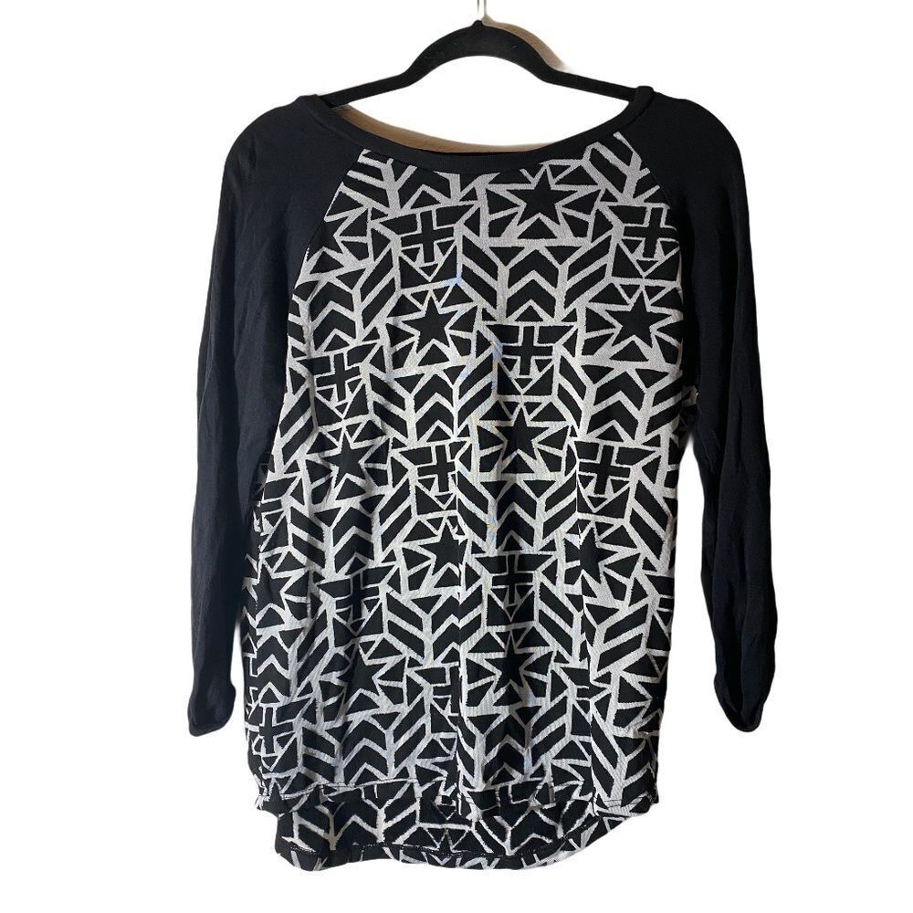 Divided H&Mโ Top
